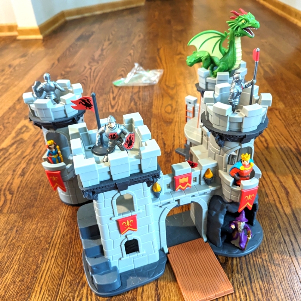 Lakeshore Adventure Castle